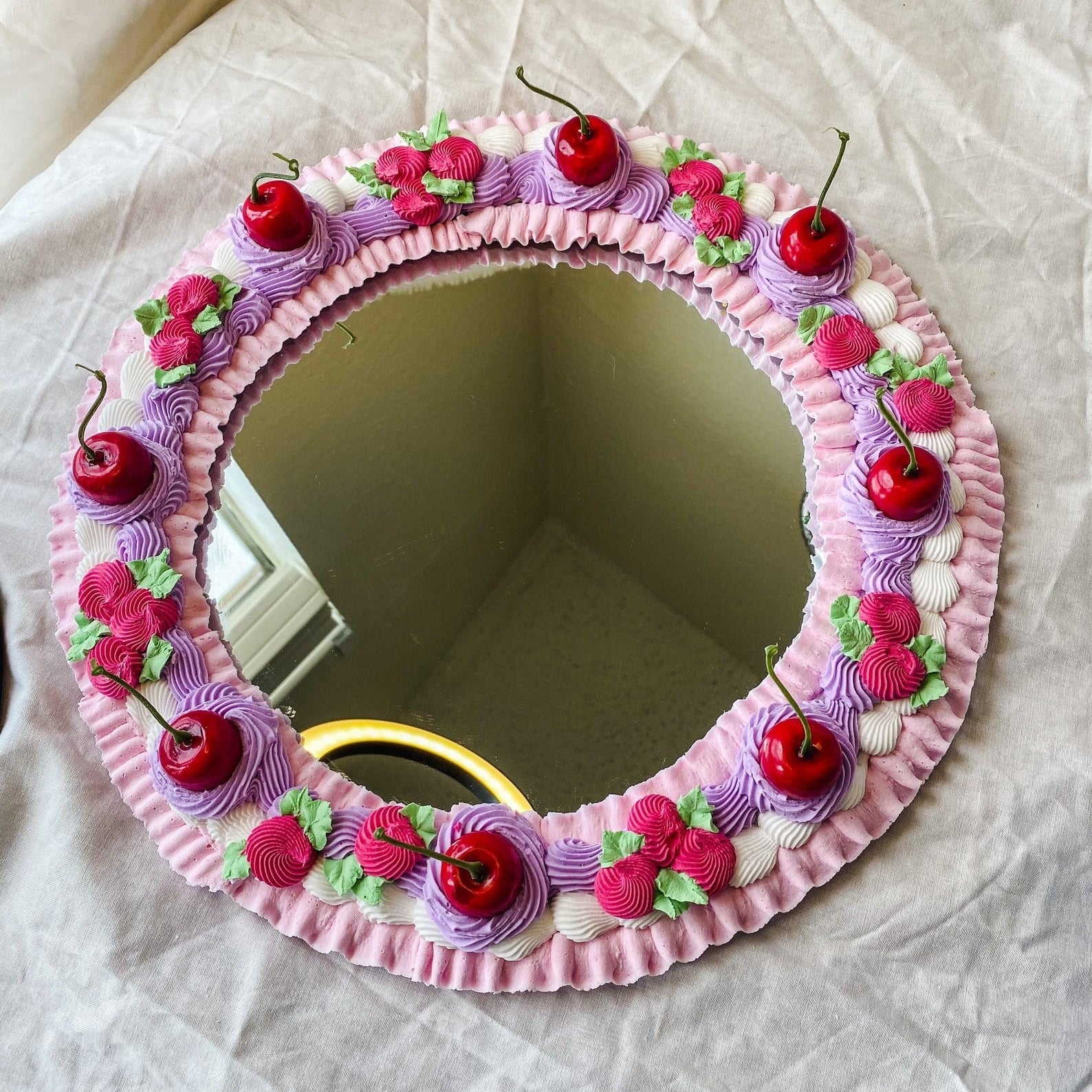 30 Pieces Of Decor From Etsy So Gorgeous, They’ll Essentially Make Your Home Feel Like An Art Gallery