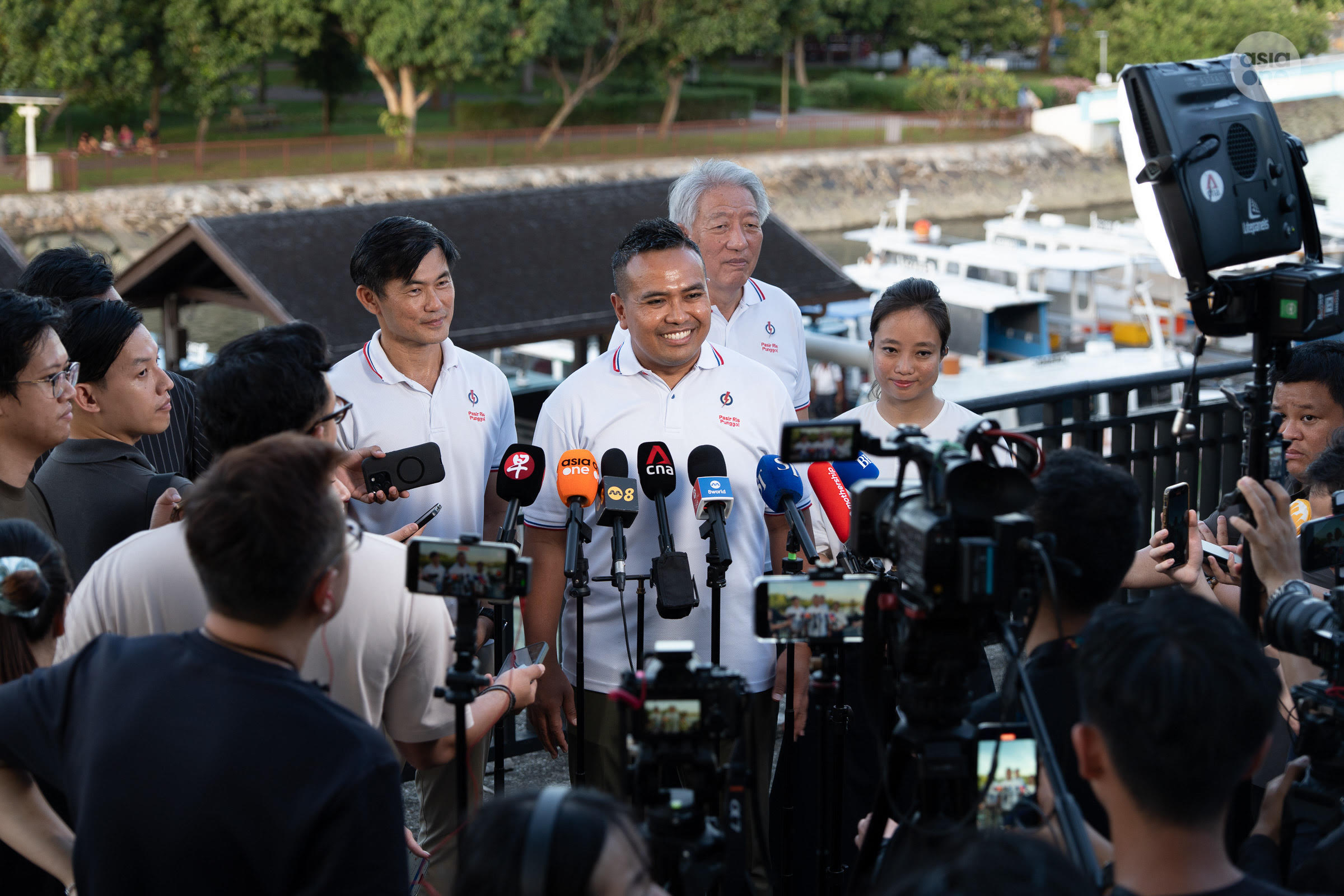 'Happy to be part of the team': PAP new face Valerie Lee joins walkabout on Pulau Ubin with Pasir Ris-Punggol MPs