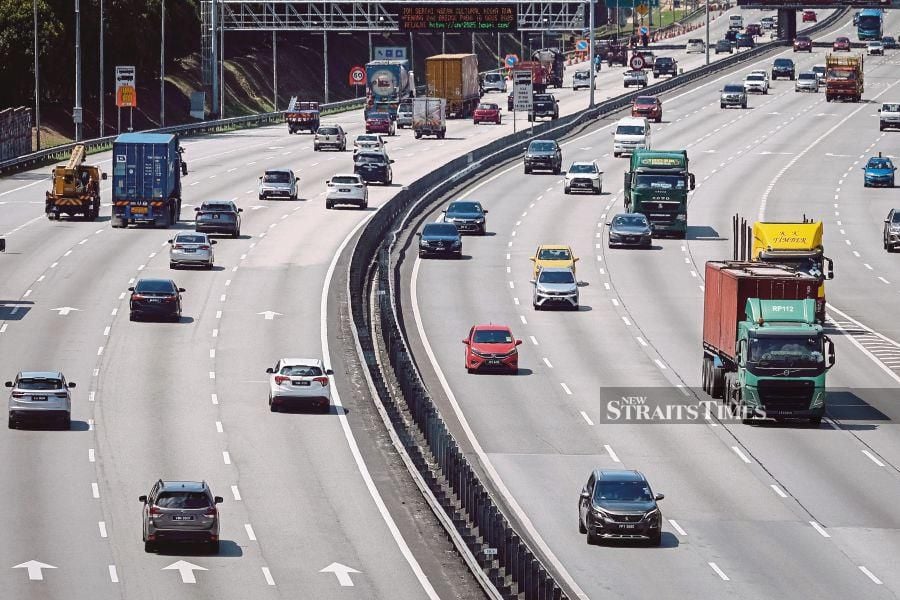 17 roads to close for Xi Jinping's visit to Malaysia