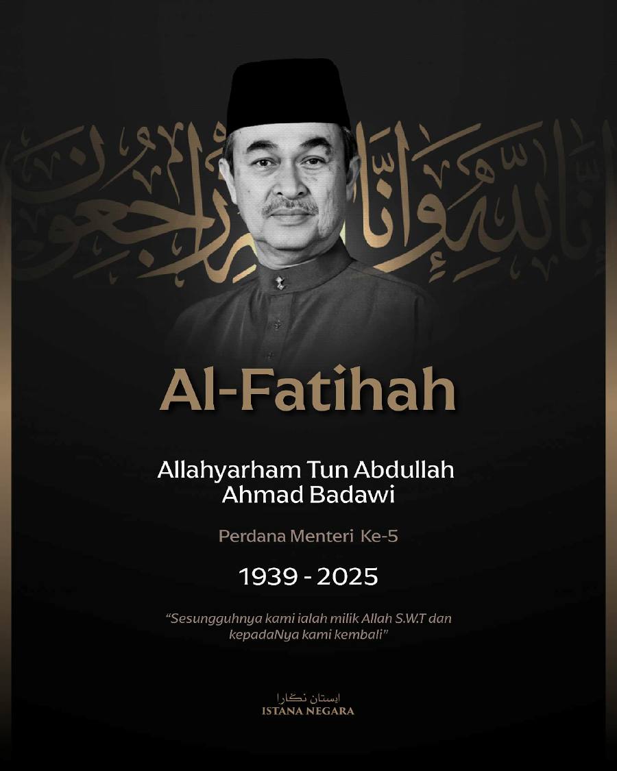 King, Queen express condolences to Pak Lah's family