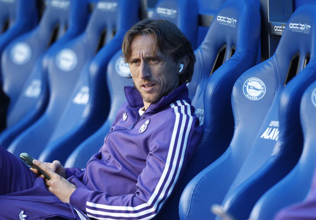 Modric brings Galactico glamour to Swansea in surprise ownership twist