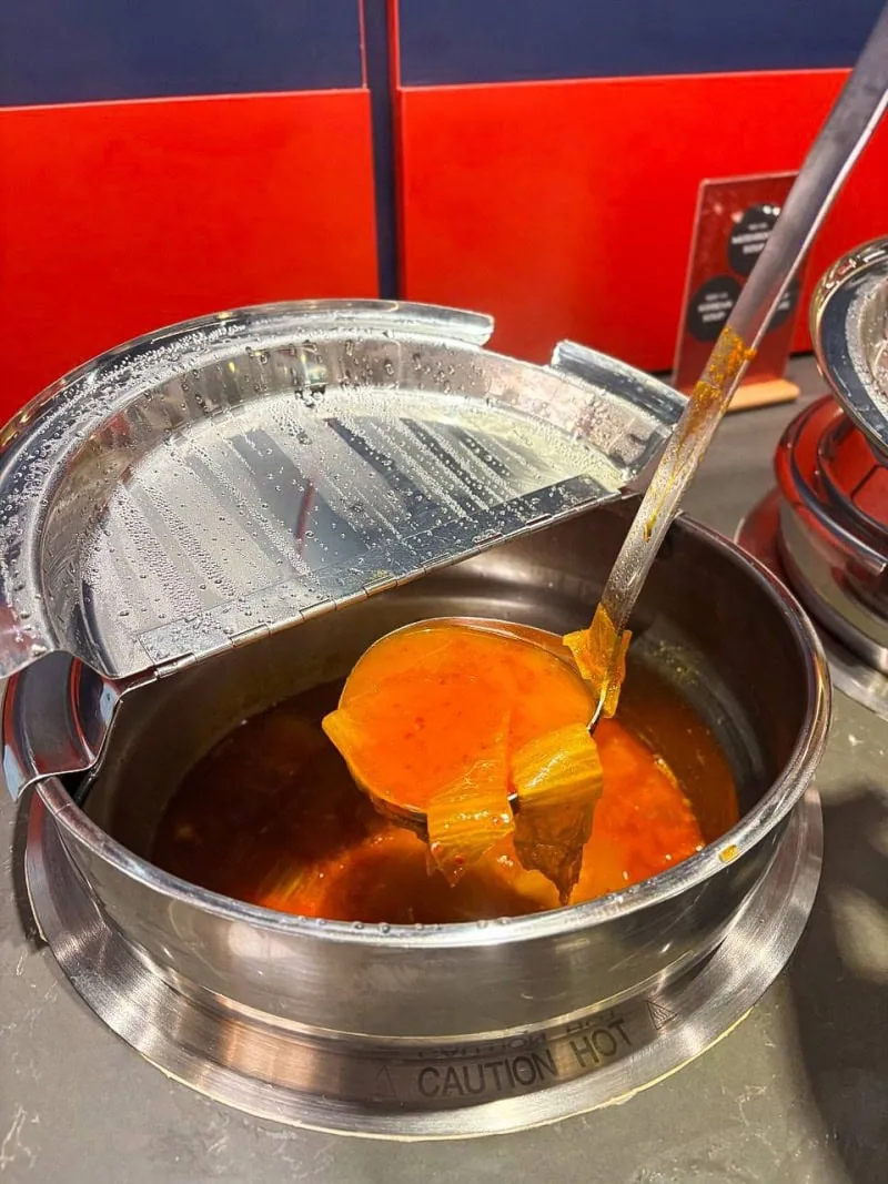 Singapore’s first-ever cinema-themed Korean semi-buffet opens in Changi Airport with unlimited banchan and ice cream as well as games you can play to win up to 50% off your total bill