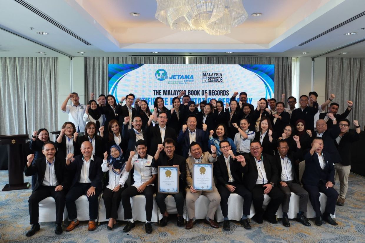 Jetama dives into Malaysia Book of Records for two-ton underwater clean-up