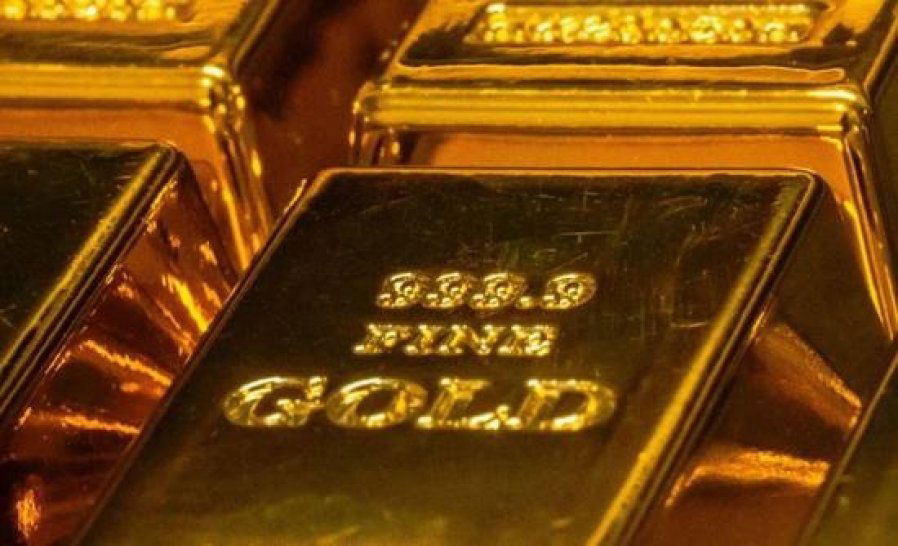 贸易战提振避险需求　现货黄金突破3370美元 