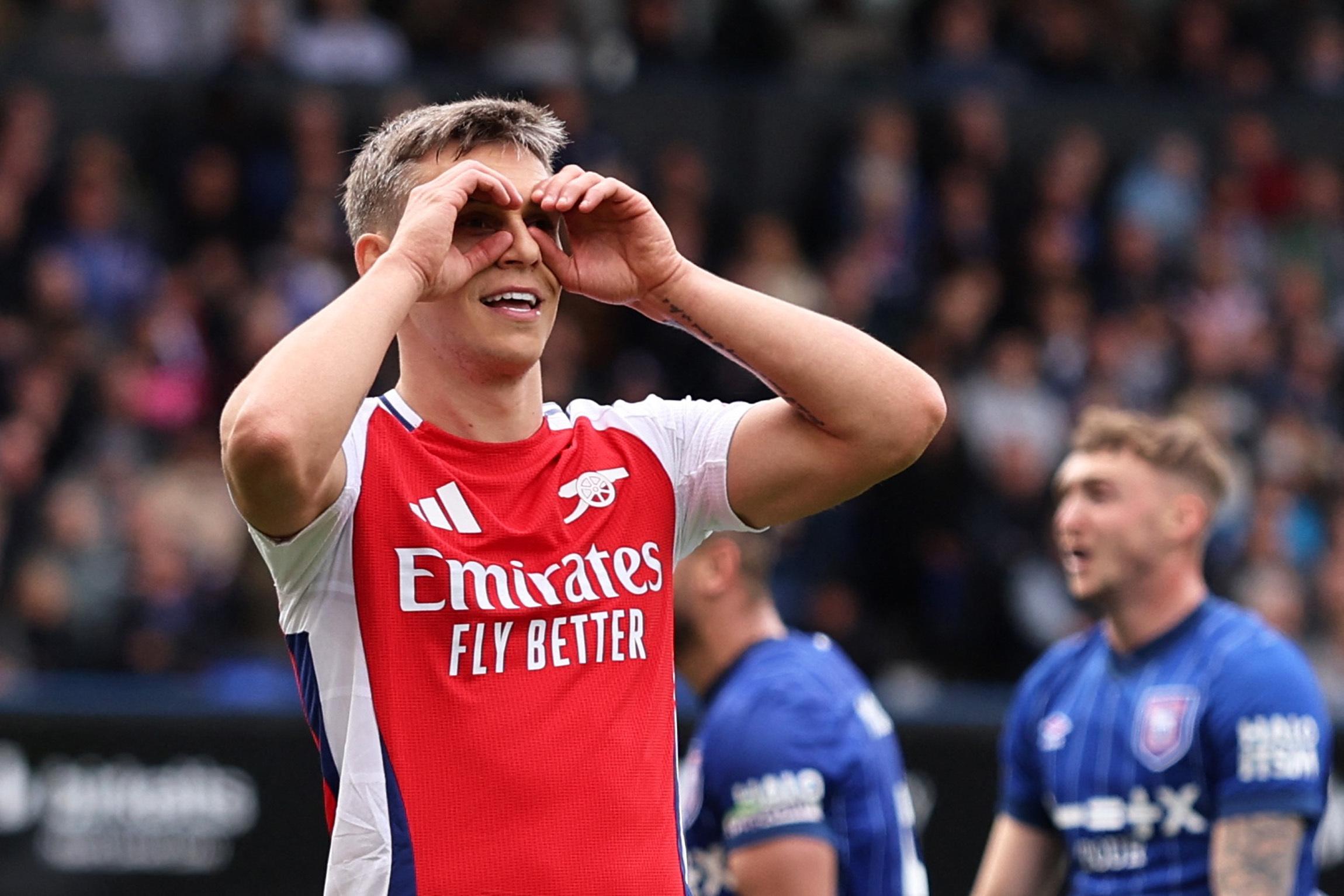 Arsenal stroll makes Liverpool wait for title as Ipswich Town face relegation