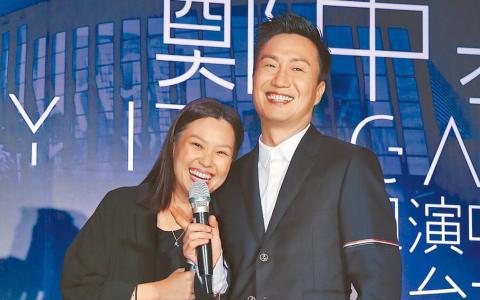 港媒爆郑中基离婚内幕 妻嫌赡养费少闹上法庭
