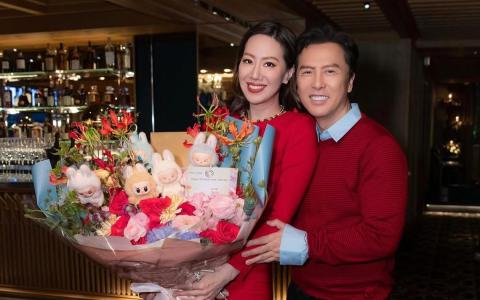 甄子丹拥吻结婚20年汪诗诗 深情告白“你是闪亮的星”