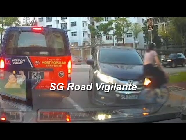 Yishun Ave honda odyssey hit cyclist while turning into carpark