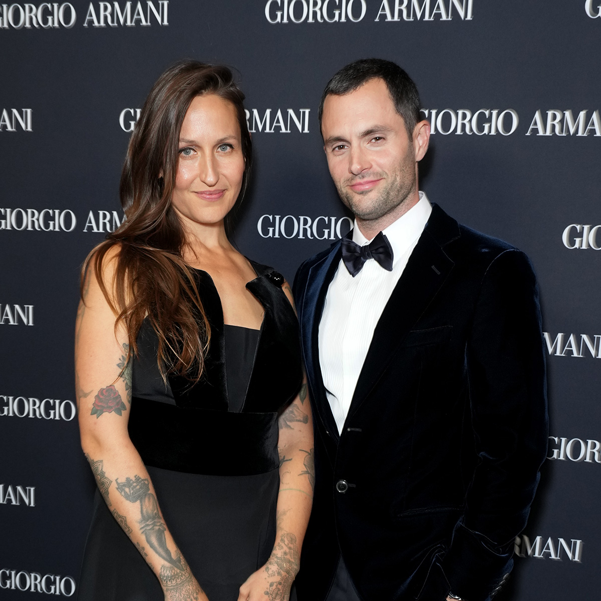 Domino Kirke Gives Birth, Welcomes Twin Boys With Husband Penn Badgley