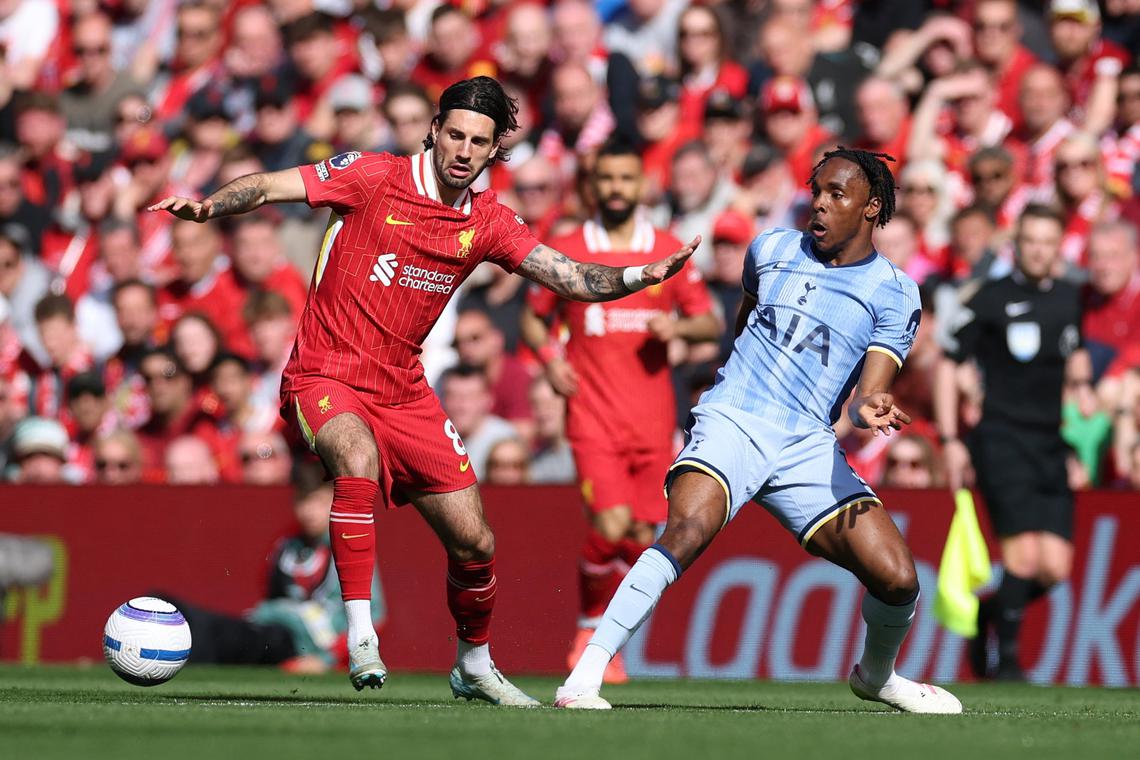 Soccer-Key players who guided Liverpool to second Premier League title