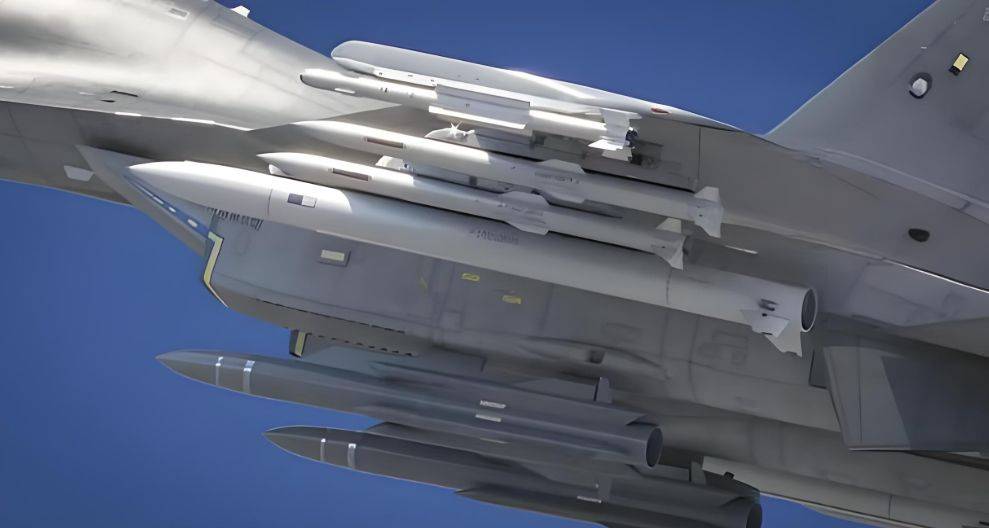 原创 外媒称中国向巴基斯坦紧急运送PL-15导弹，印度空军需要头脑冷静