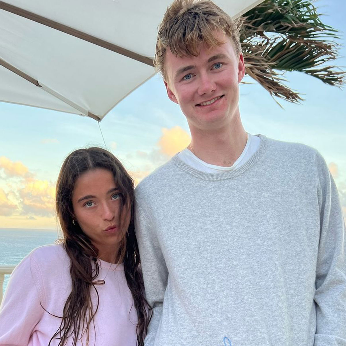 Kelly Ripa’s Daughter Lola Consuelos Shares Rare Glimpse at Cassius Kidston 