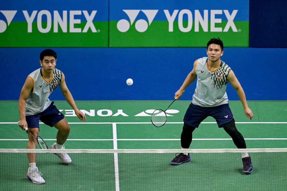Malaysia serve notice with 5-0 rout of France at Sudirman Cup