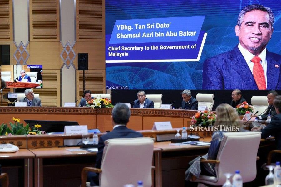 [UPDATED] Govt identifies individuals behind Jalur Gemilang error in SPM report