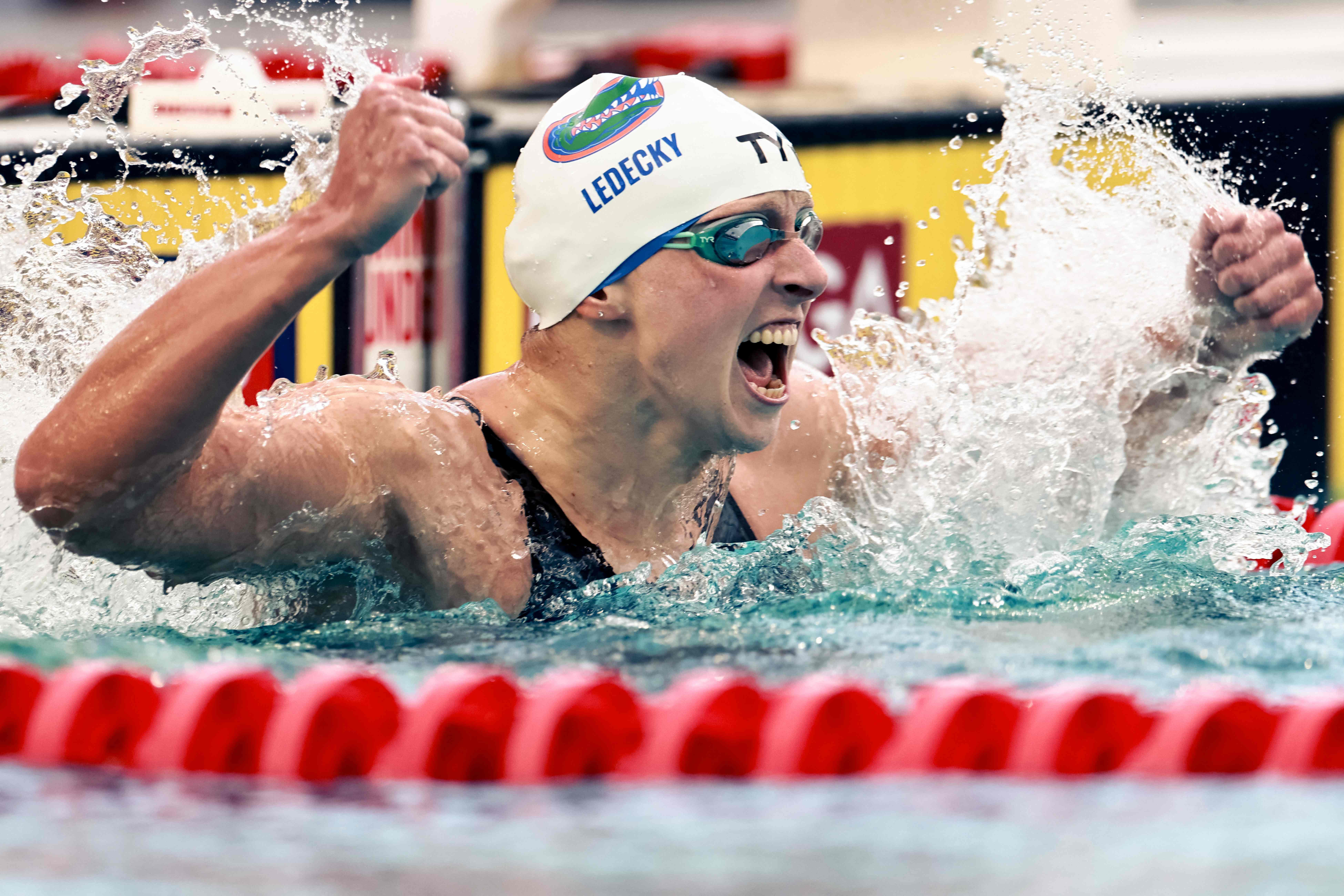 Katie Ledecky, Gretchen Walsh cap Pro Swim meet with world records