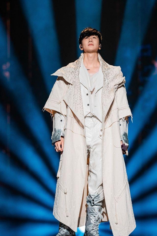 林俊杰遭点名涉私密影片　经纪公司紧急回应