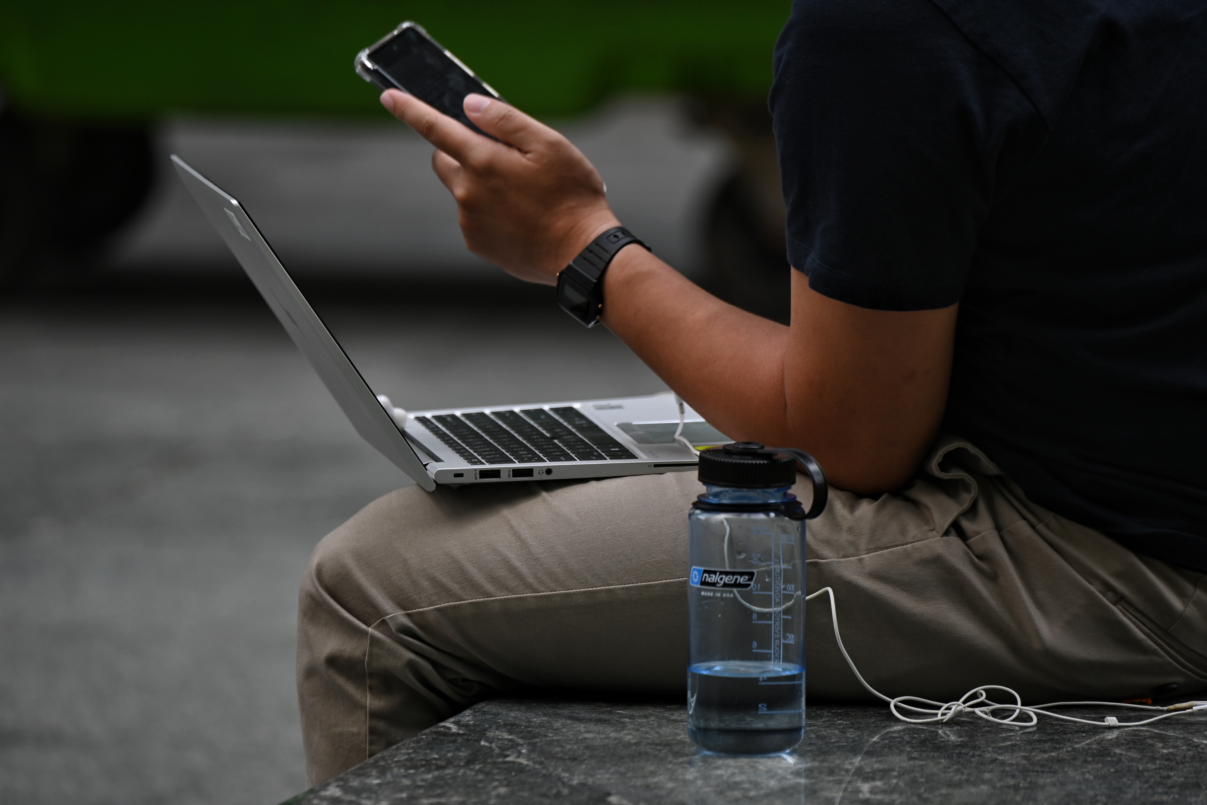 ViewQwest probed by regulator over week-long service disruption
