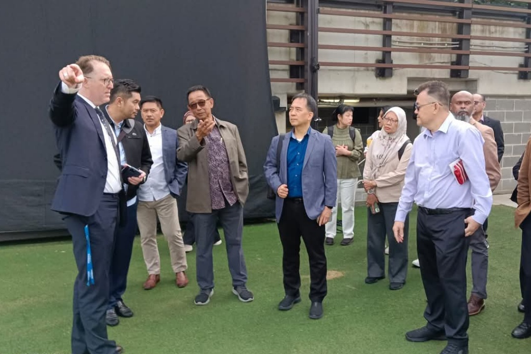S’wak delegation studies Australia sports institutes for High Performance Centre establishment