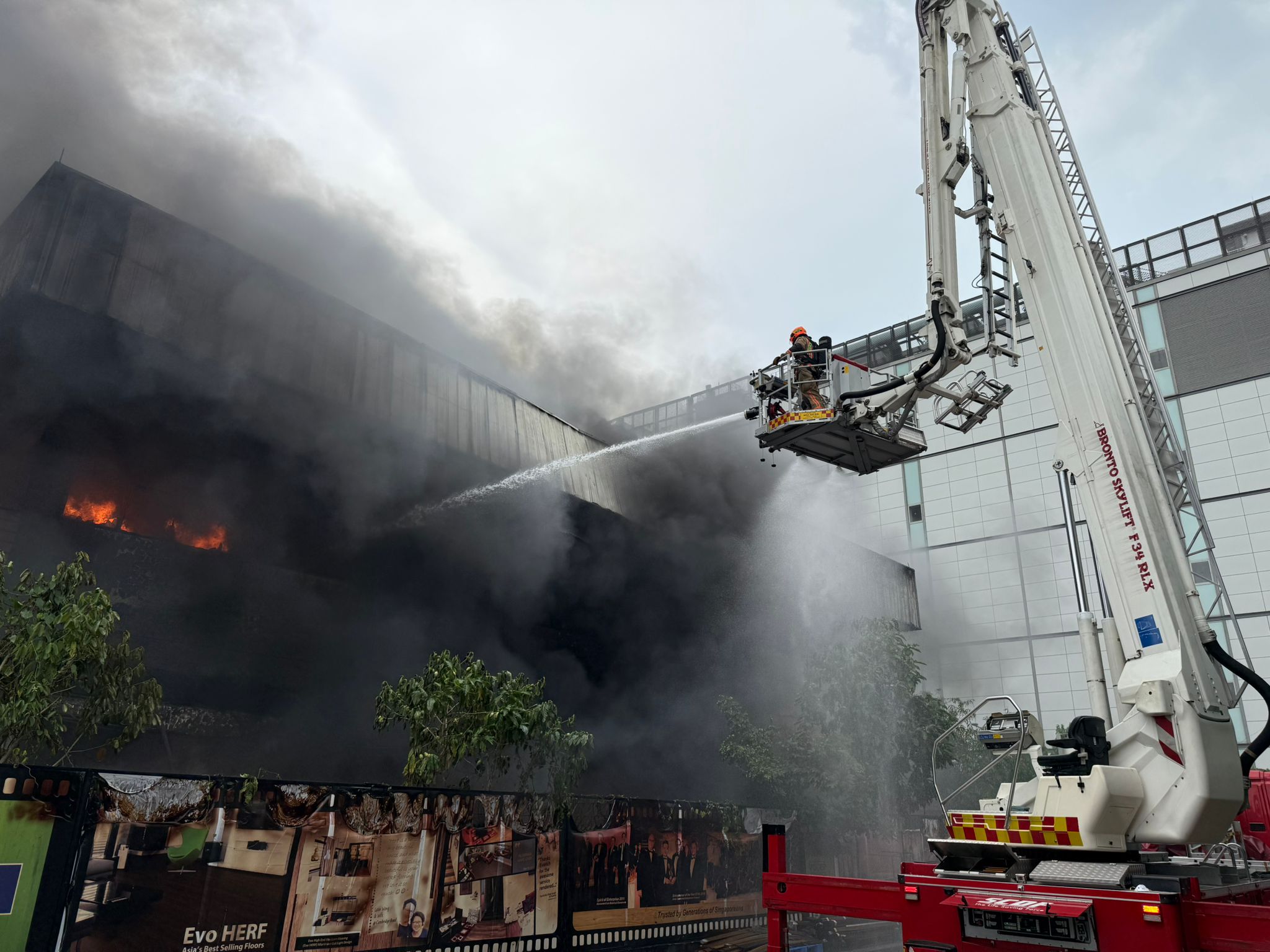 Fire Breaks Out at Tampines Industrial Building, SCDF Deploys Five Water Jets as Students Evacuate
