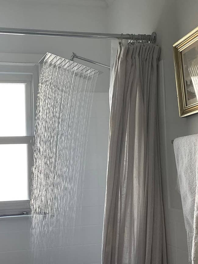 43 Things That’ll Help You Realize The Handyman Has Been Living In Your House All Along (Psst, It’s *You*)
