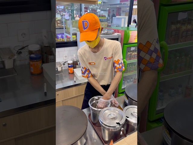 Banana Oreo Crepe With Vanilla Ice Cream