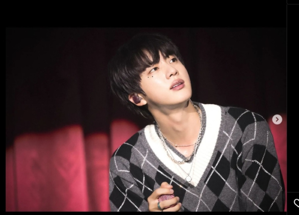 ‘His skin was so soft’: Japanese fan of BTS’ Jin turns herself in, faces harassment charge after kissing him without consent