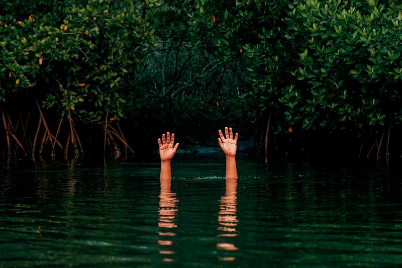 Teen girl who fell from jetty found drowned