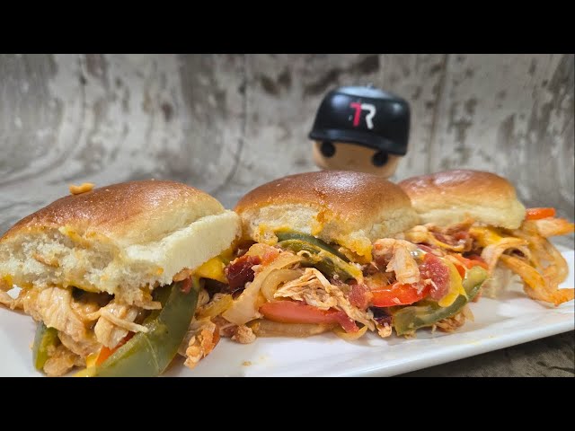 Chipotle Lime Chicken Fajita Sliders – EASY Rotisserie Chicken Party Sandwiches!