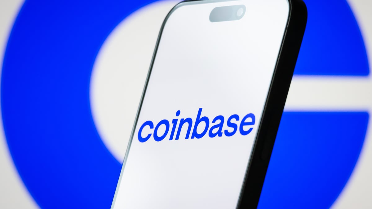 Coinbase scam texts: How to spot them and what to do