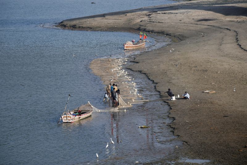 Exclusive-india weighs plan to slash Pakistan water supply with new indus river project