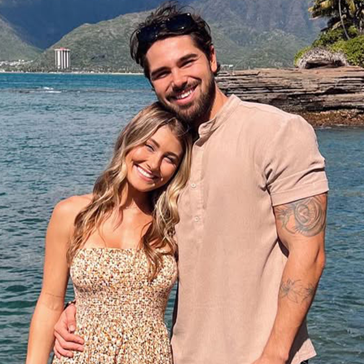 Bachelorette Alum Tyler Norris Is Engaged to The Voice’s Alyssa Sheridan