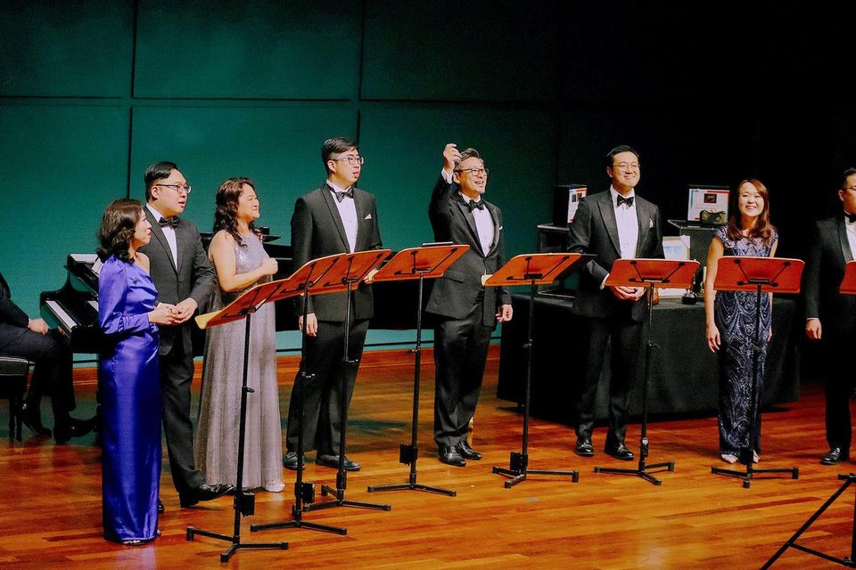 Concert review: ROS Singers and One Chamber Choir flex vocals in accessible concerts