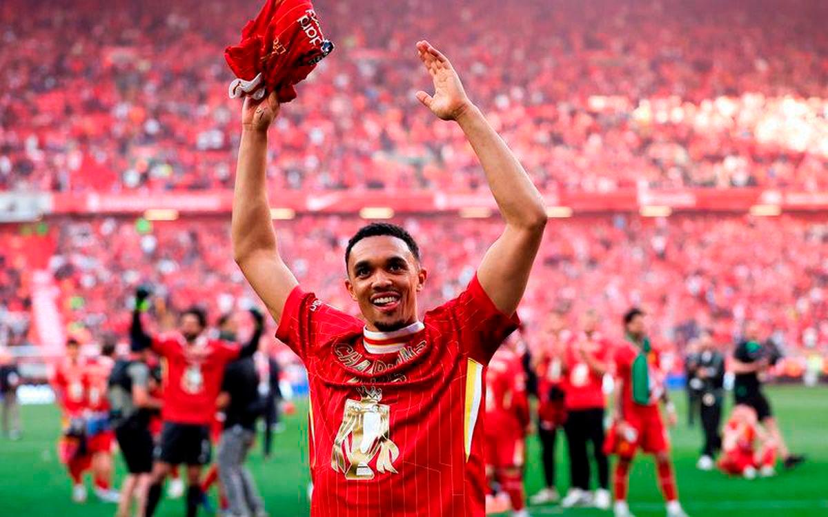 Alexander-Arnold doesn’t deserve Liverpool fans’ boos, Salah says