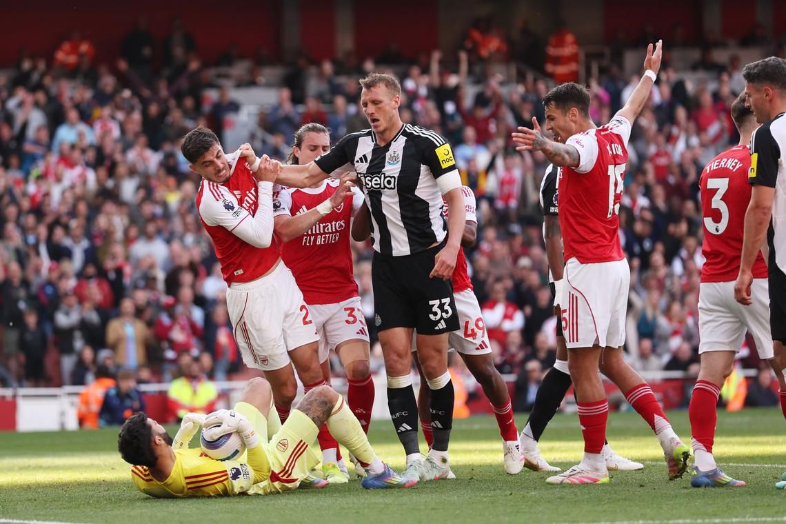 Arsenal relief as Rice secures narrow Premier League win over Newcastle