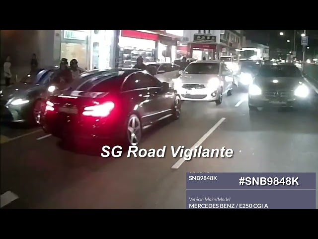 mercedes driving against flow of traffic & high beamvehicles to give way
