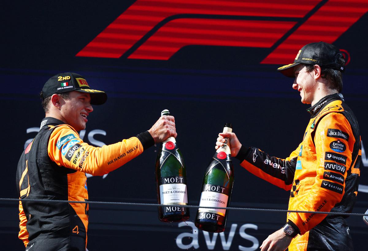 Absence of team orders is just fine for McLaren teammates