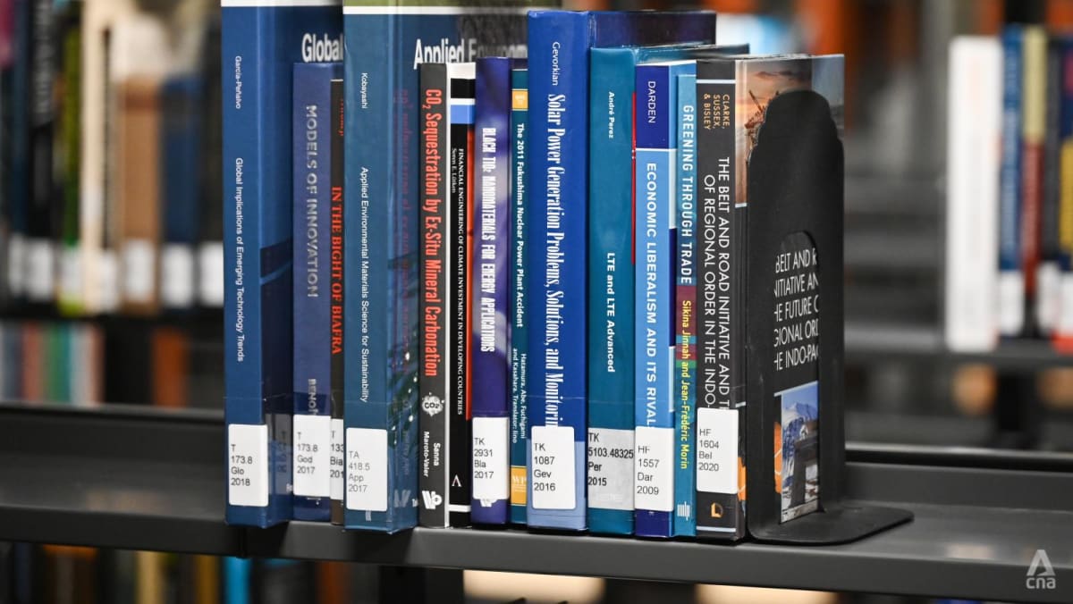 Yale-NUS library books: Staff unaware of students' interest; 500 titles recycled