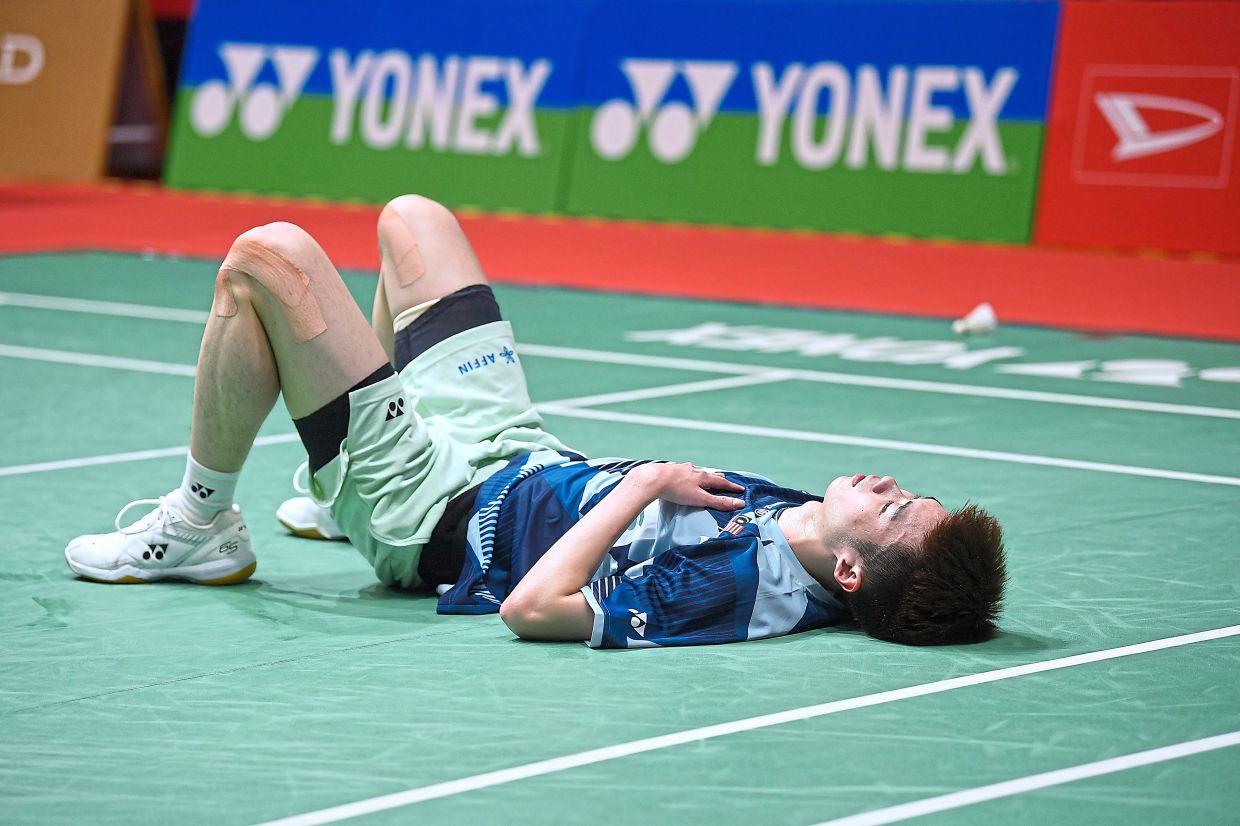 Bad day in the office for Jun Hao, Tze Yong and Justin as all fall in opener