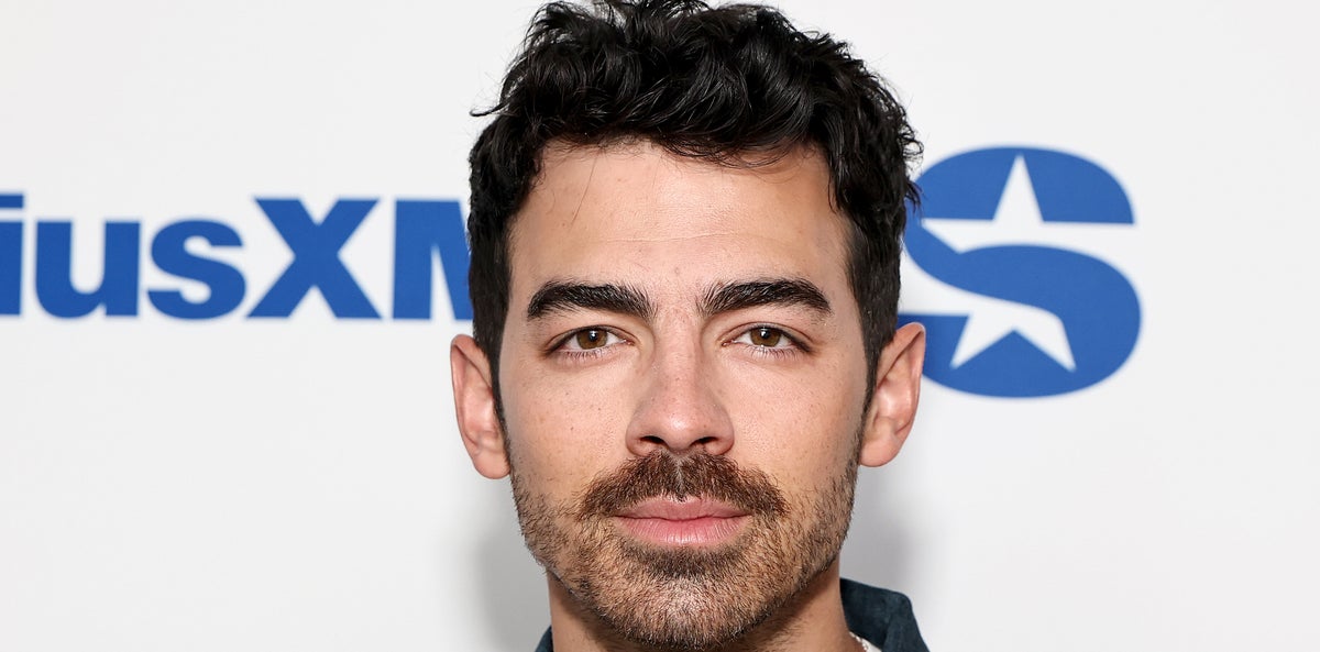 Joe jonas says dating after his divorce from Sophie turner has been a ‘scary’ experience
