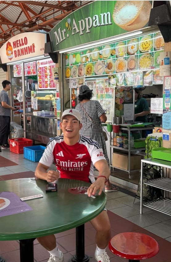 Lady Gaga Fans Flock To Maxwell Food Centre's Table 174 For Photos After Her Visit Went Viral