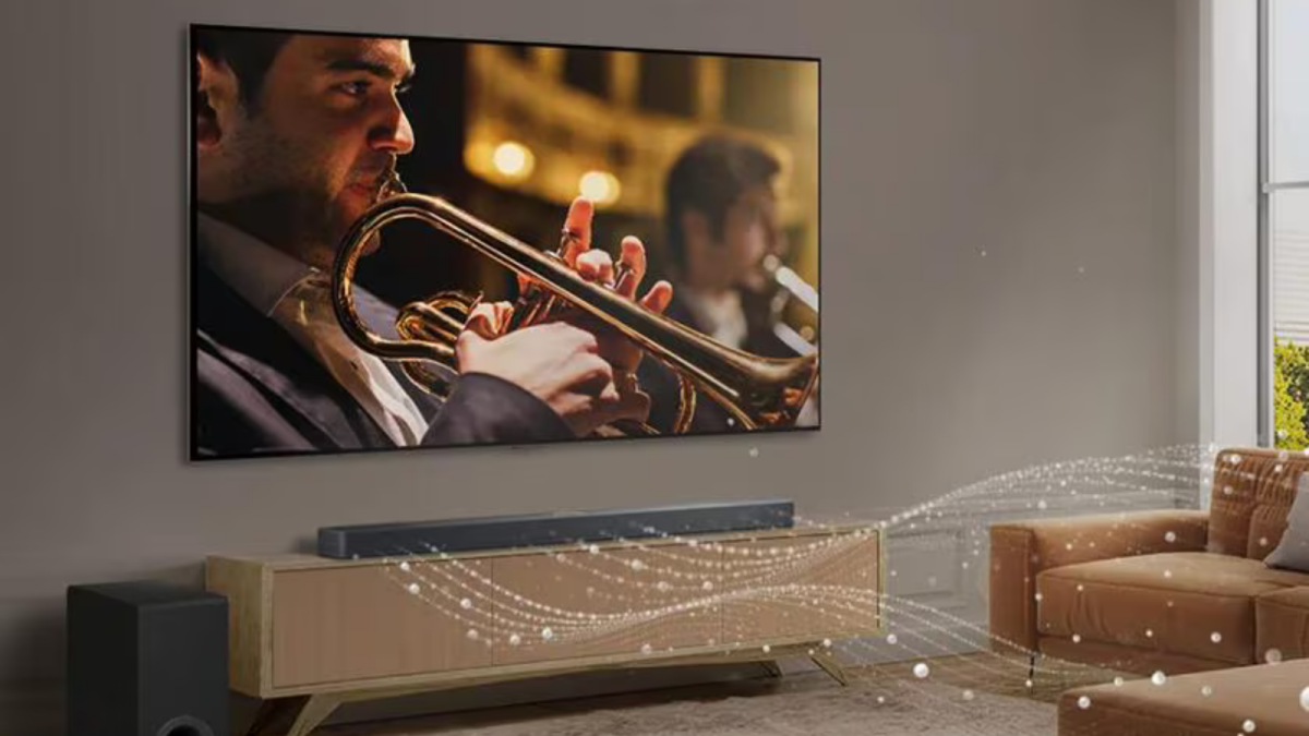 Slash $500 off the LG 77-inch C4 OLED TV during Best Buy's Memorial Day sale