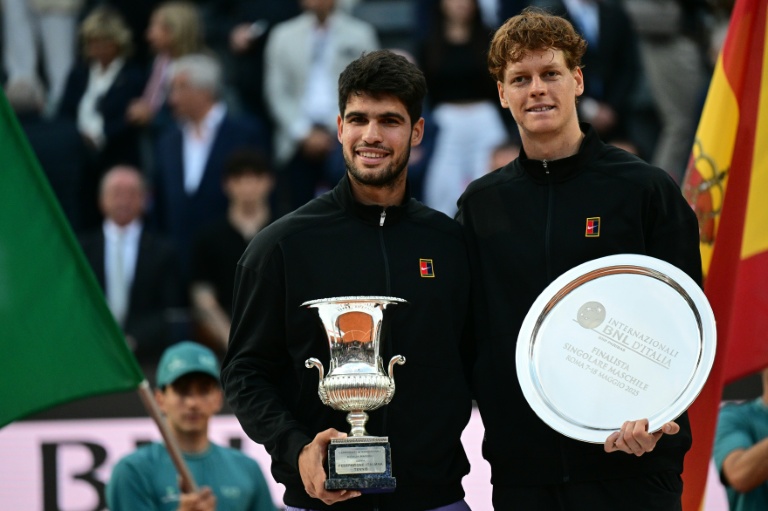 Alcaraz, Sinner launch French Open bids as Swiatek seeks lift