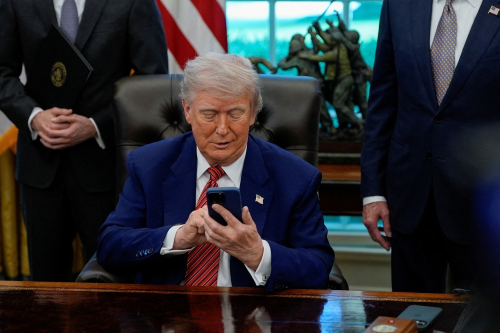 Donald dials in: Trump Organisation’s new mobile network targets MAGA market