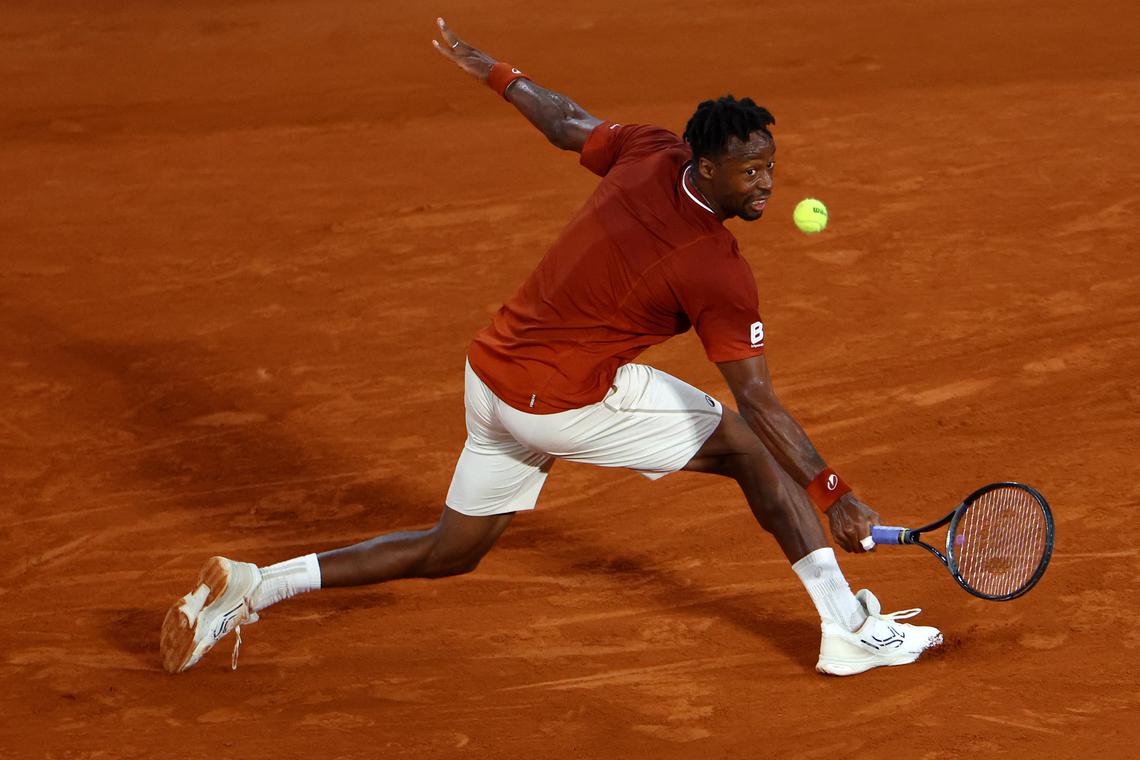 Reluctant Monfils unleashes the magic in another five-set epic
