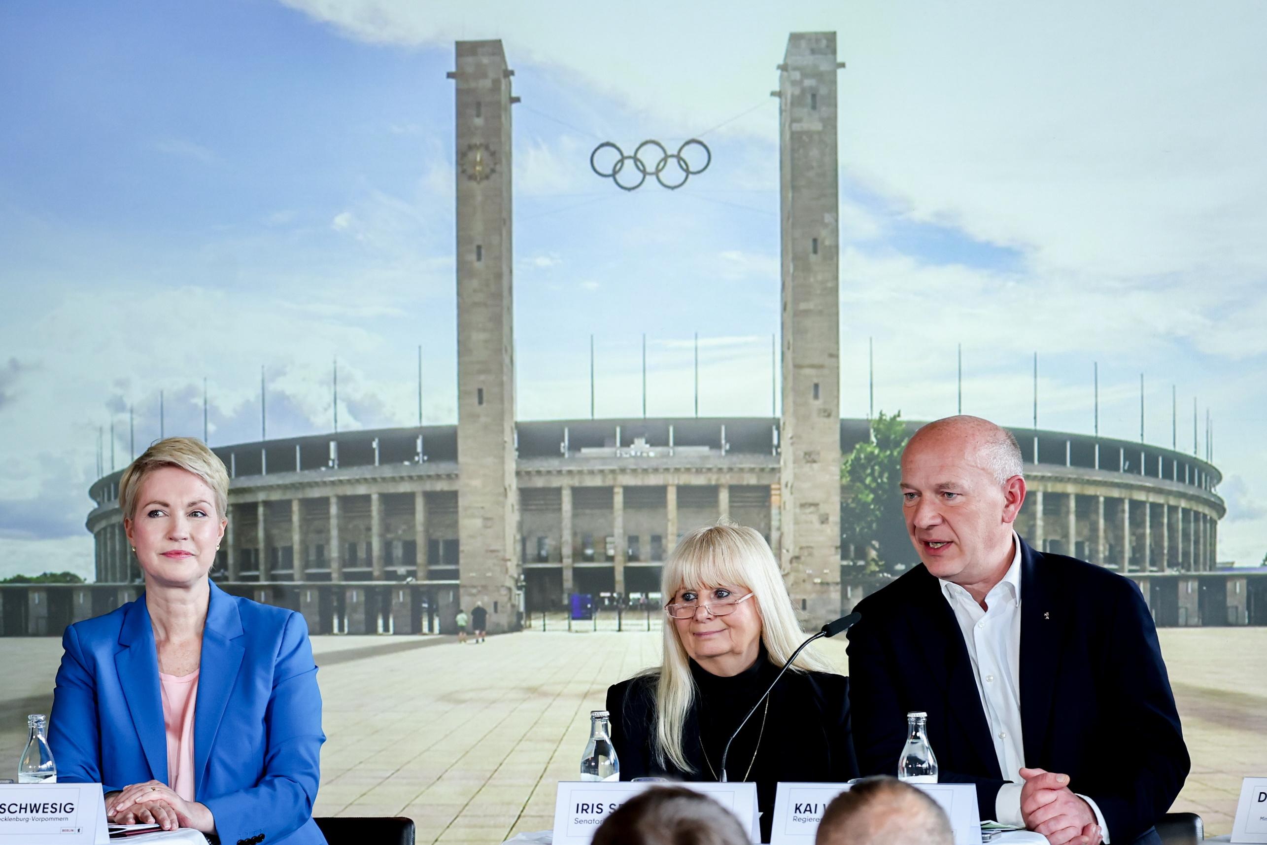 Berlin unveils Olympic bid with centenary of Nazi Games in sight