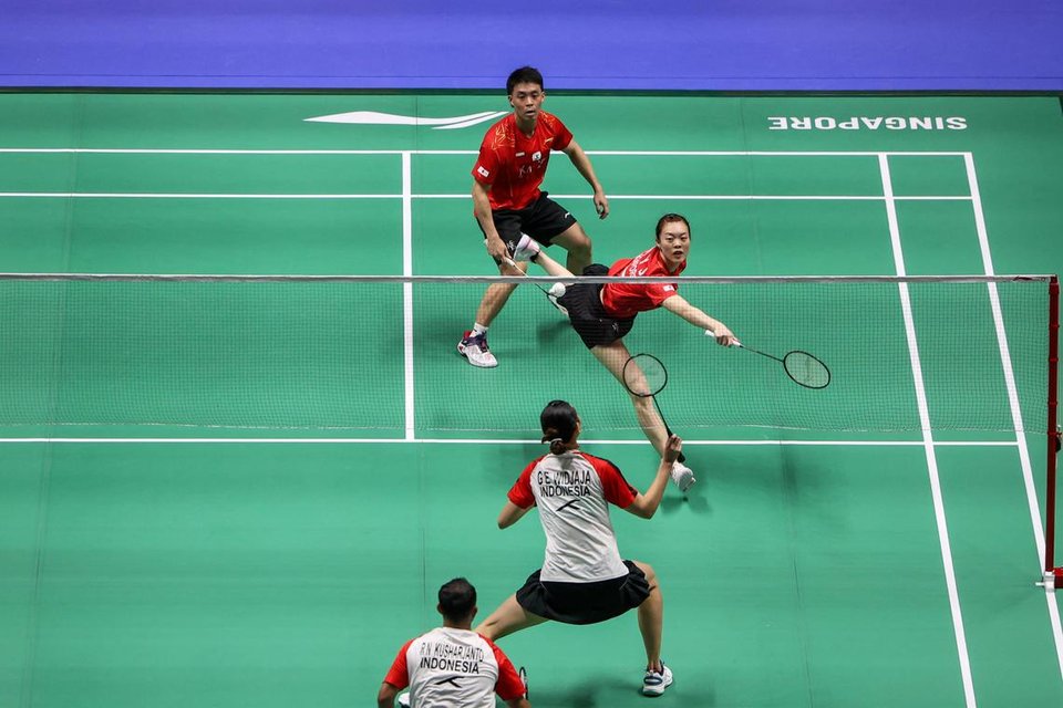 Back to the drawing board for Terry Hee and Jin Yujia after first-round exit at S’pore Badminton Open