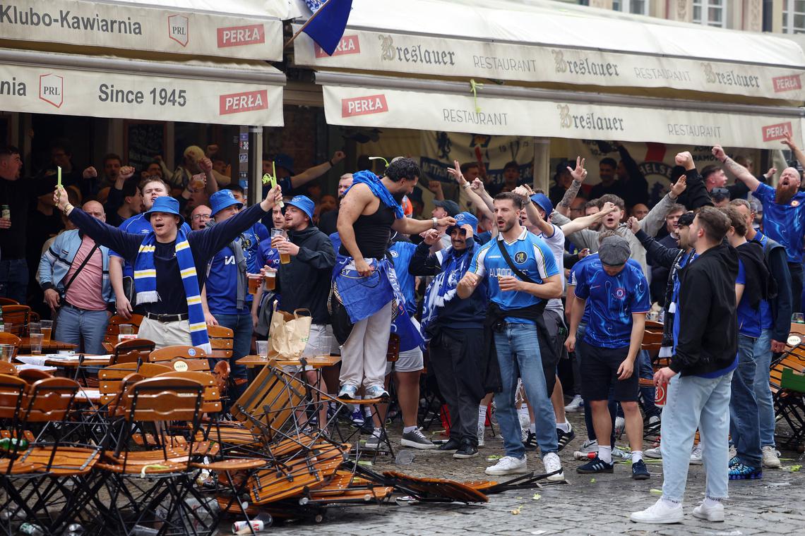 Chelsea and Betis fans clash before Conference League final