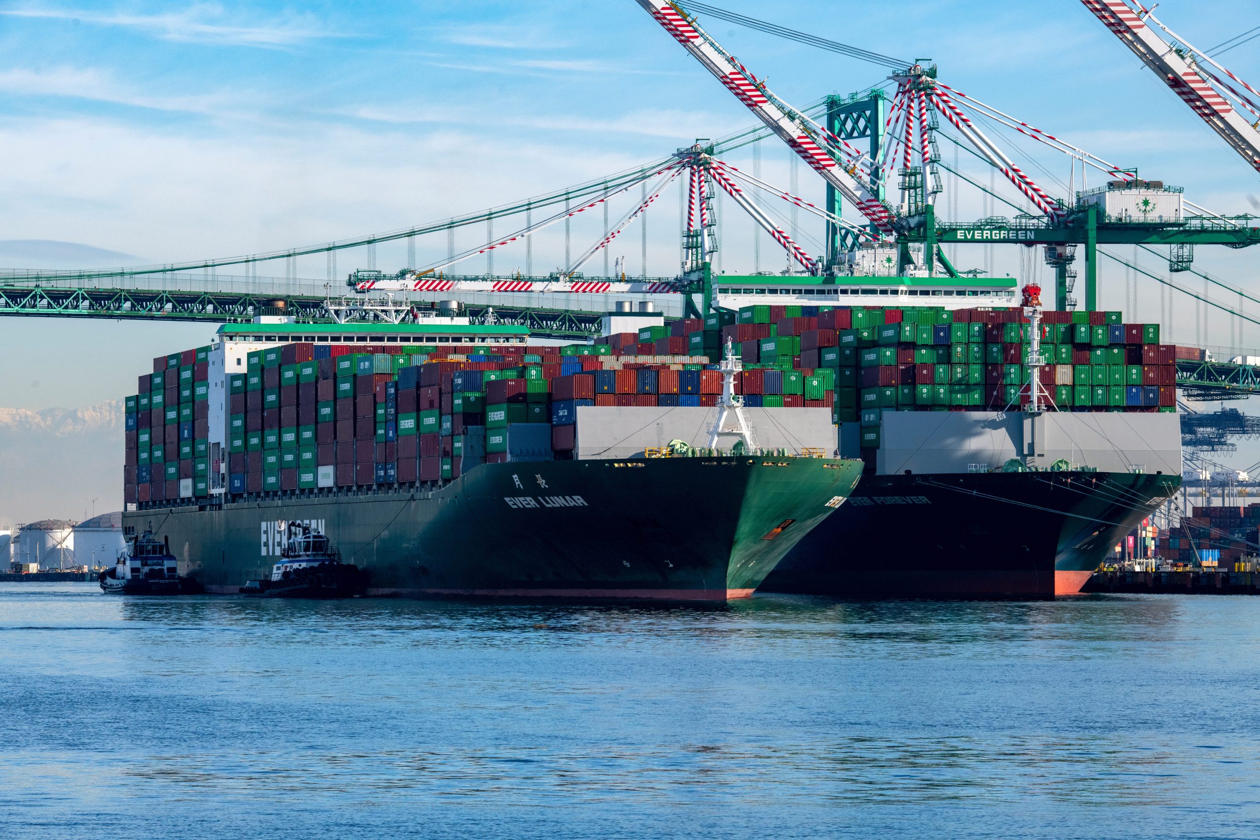 Tariff dispute slows major US port shipping as holiday nears