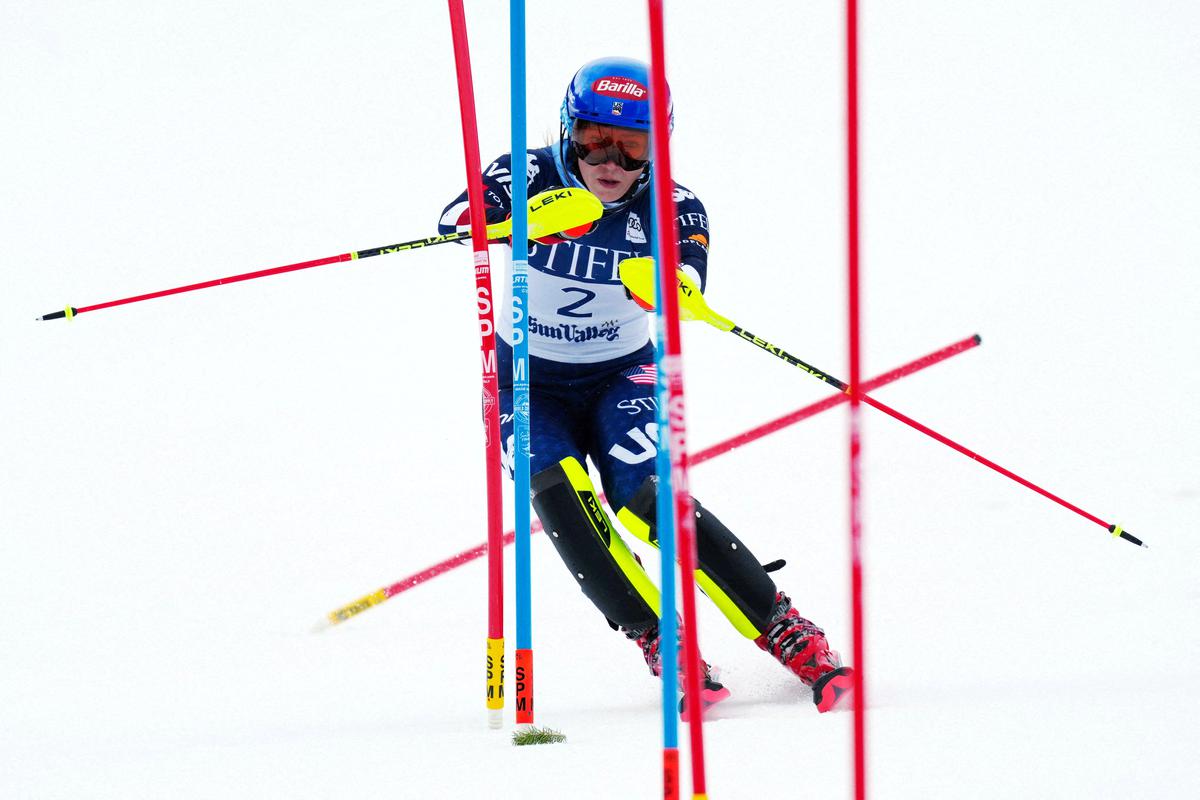 Alpine skiing-Shiffrin faced PTSD in recovery from Killington crash