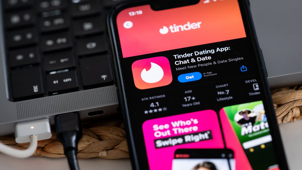 Tinder is testing a height preference, putting an end to short king spring